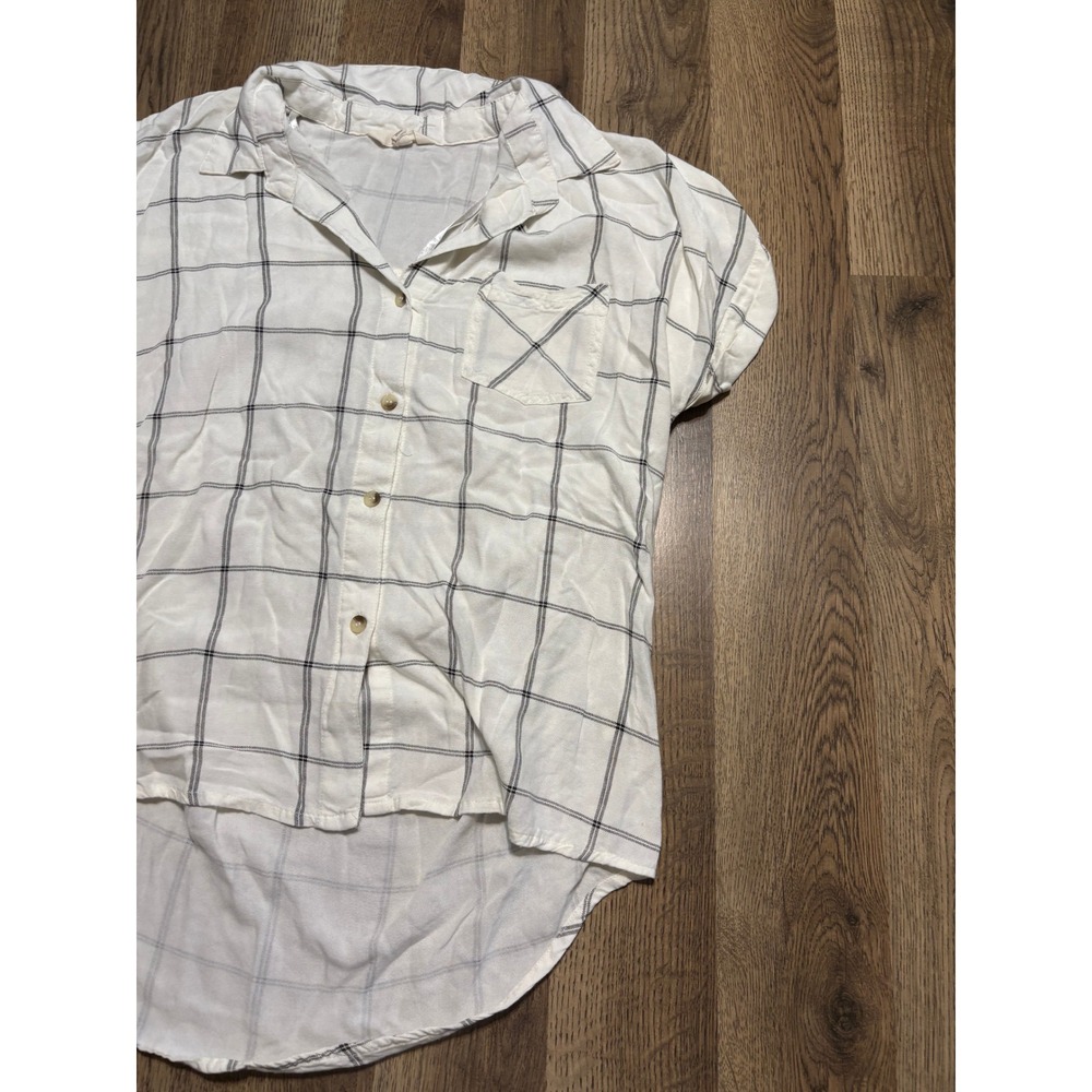 Sim & Sam Shirt Womens Size L White Plaid Button Down High Low Short Sleeve - Picture 4 of 12
